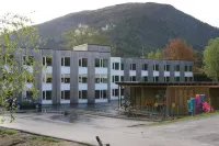 Førde Sommarhotell Các khách sạn ở Forde