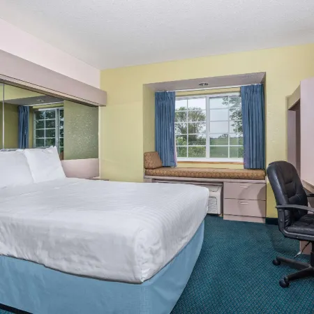 Microtel Inn & Suites by Wyndham Tomah