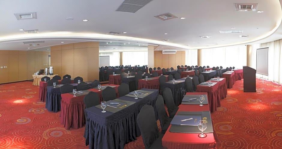 5. 에이스 호텔 &..