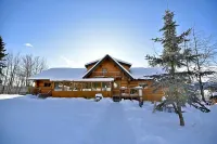 Inn on the Lake - Whitehorse - parking