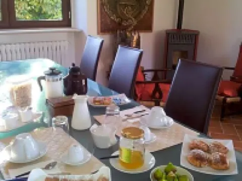 索金特住宿加早餐旅館 伊塞爾尼亞省酒店