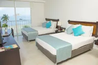 Tamaca Beach Resort Hotels near El Llano E' Chave
