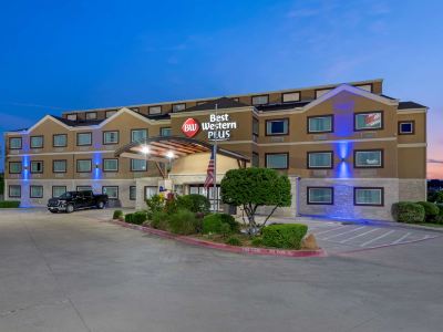 Best Western Plus Arlington North Hotel Suites
