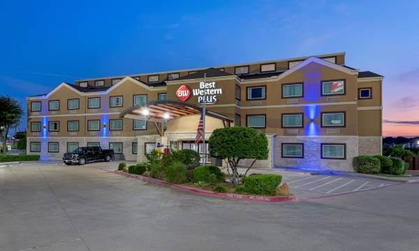 Best Western Plus Arlington North Hotel Suites