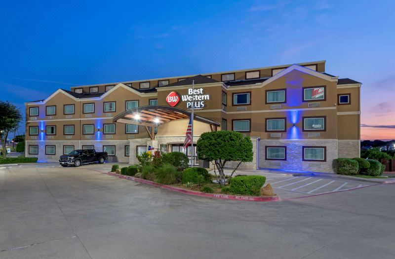 Best Western Plus Arlington North Hotel Suites