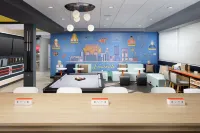 Tru by Hilton Louisville East - Frühstück
