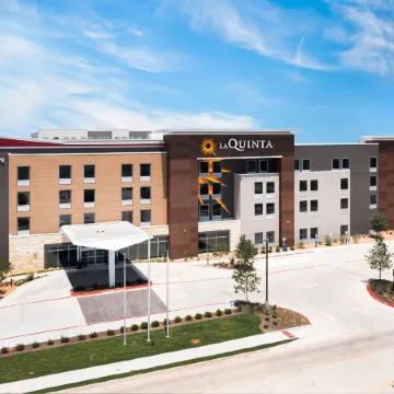 La Quinta Inn & Suites by Wyndham Pflugerville