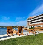 Riveredge Resort Hotel