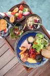 The Cabin Beach Resort - breakfast