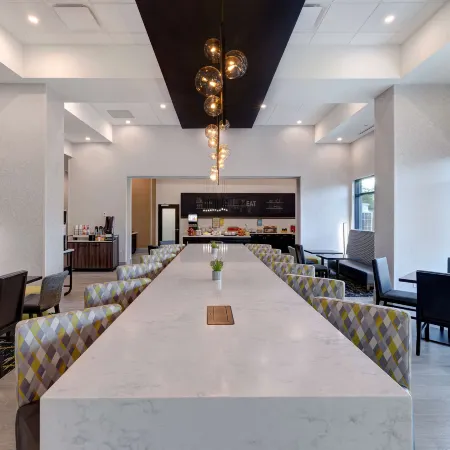 Hampton Inn & Suites by Hilton Burlington Toronto