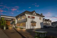 SureStay Hotel by Best Western North Vancouver Capilano - Bãi đậu xe