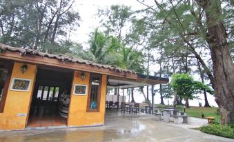 Baan Chao Mai Beach House