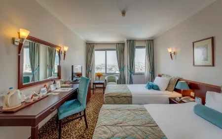 Best Western Plus Khan Hotel Отели рядом с достопримечательностью «Музей игрушек Анталии»