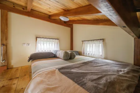 Kelivana the Wooden House 1 Отели рядом с достопримечательностью «Base camp pakem raya»