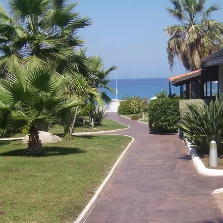 Cala Petrosa Resort