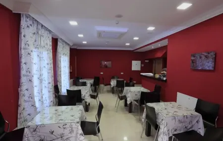 Hotel HC Sigüenza Отели в г. Сигуэнса