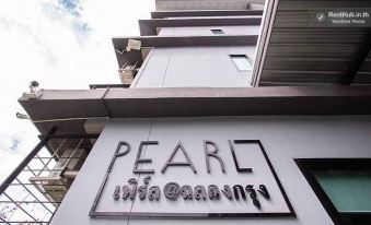 Pearl@Chalongkrung 53