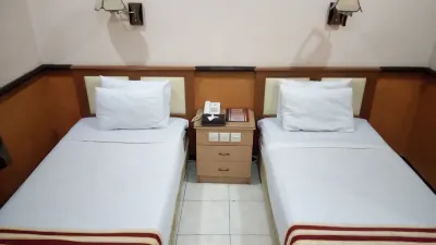 Anggraeni Hotel Tanjung Hotels in Central Ciledug