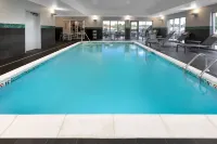 TownePlace Suites Indianapolis Airport - С бассейном