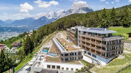 NIDUM - Casual Luxury Hotel