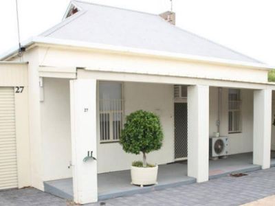 Squatters Cottage Port Augusta