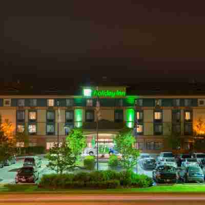 Holiday Inn Manchester Airport Hotel Exterior