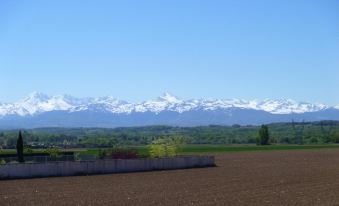 Kyriad Tarbes - Odos