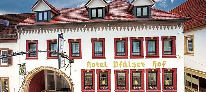 Hotel-Restaurant Pfälzer Hof Hotels in Sudliche WeinstraBe