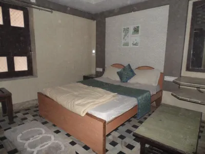 Mansarovar Hotel Hotels near Korna Hill