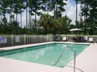 Hampton Inn & Suites Bluffton-Sun City - Pools