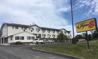 Super 8 by Wyndham New Castle