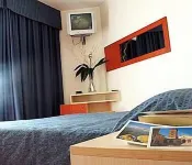 Torre Del Sole فنادق في تيراتشينا