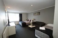Champers Motor Inn Hotels in Lower Hutt