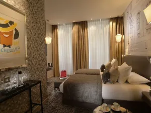 Hotel la Lanterne & Spa by Timhotel