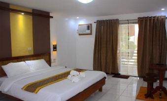 Ark Bayz Suites