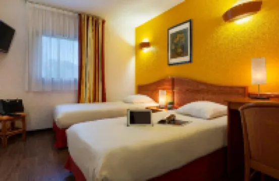 โรงแรม B&B สทราสเบิร์ก Aéroport