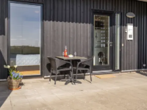 "Jurviis" - 100m from the Sea