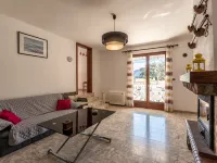 Antoinette Hotel a 