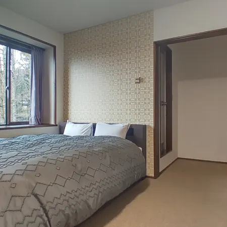 White Tree Lodge Madarao Tangram