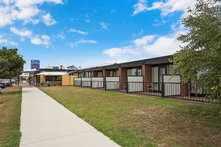 Richmond Henty Hotel Отели в г. Портленд Север