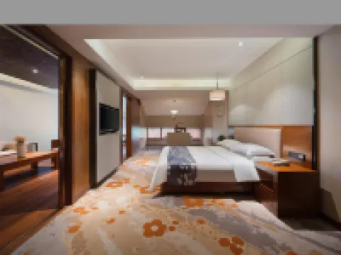 Siyuetian Boutique Hotel فنادق في داينغ