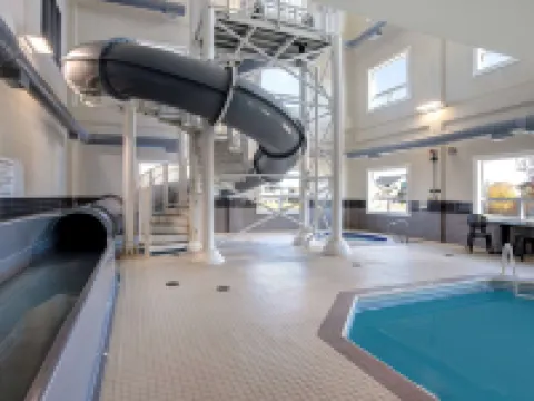 Days Inn & Suites by Wyndham Warman Hotels in Warman