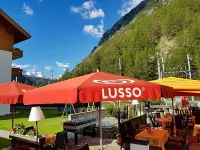 Typically Swiss Hotel Täscherhof Hotels in Täsch