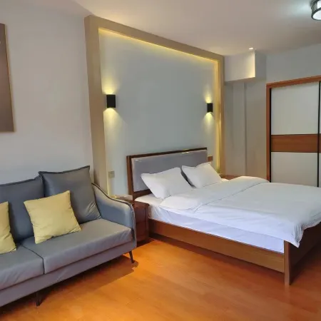 Jitang Jincheng Hotel