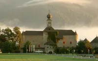 Tauroa Schloss Gabelhofen - parking