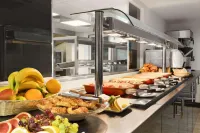 牛津溫德姆華美達飯店