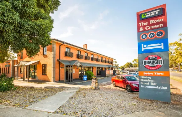 睡帽玫瑰皇冠酒店