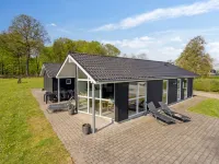 "Tenaya" - 200m from the Sea Hotels in Haderslev