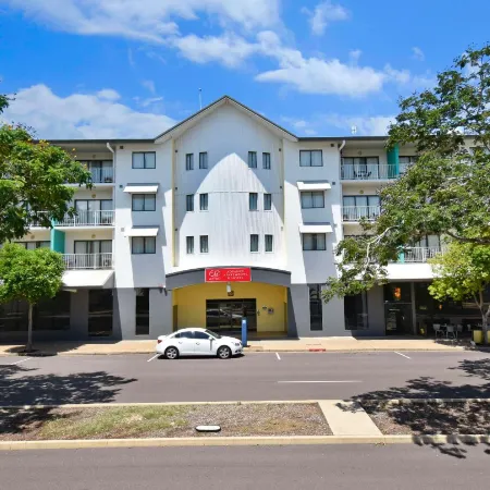 Metro Advance Apartments & Hotel