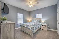 Waterfront Home on Lake Milton Dock, Hot Tub